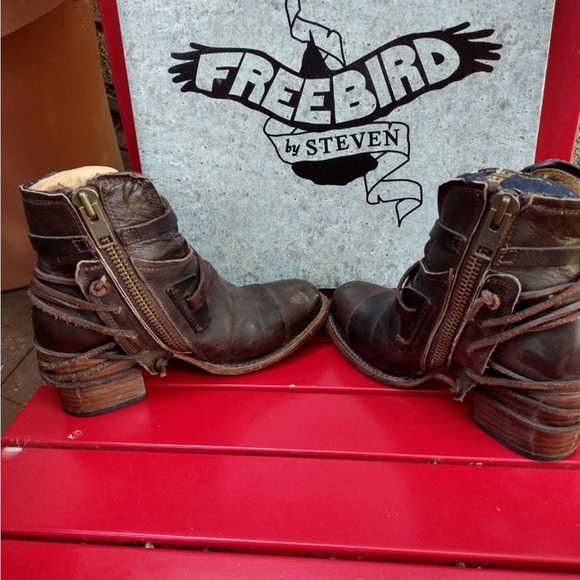 UFT/UPS Freebird Crue boot - Picture 2 of 4
